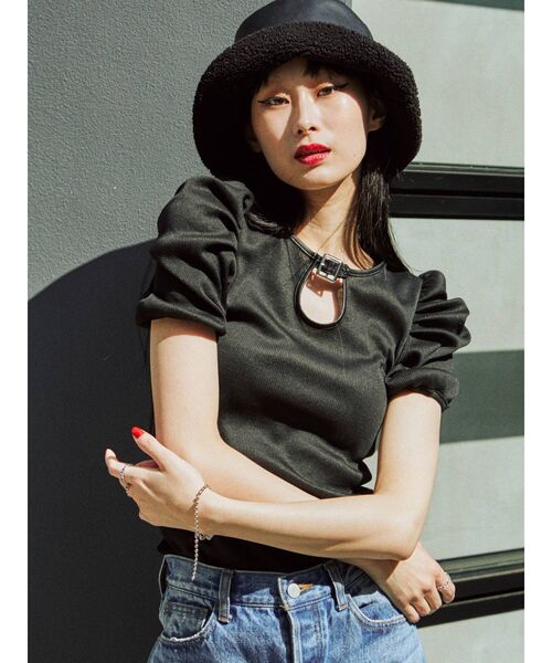 jouetie（ジュエティ）の「パイピングパワショルテレコトップス（Tシャツ/カットソー・レディース・ブラック/ベージュ/パープル/オフホワイト/オレンジ・MEDIUM）」の3枚目の写真