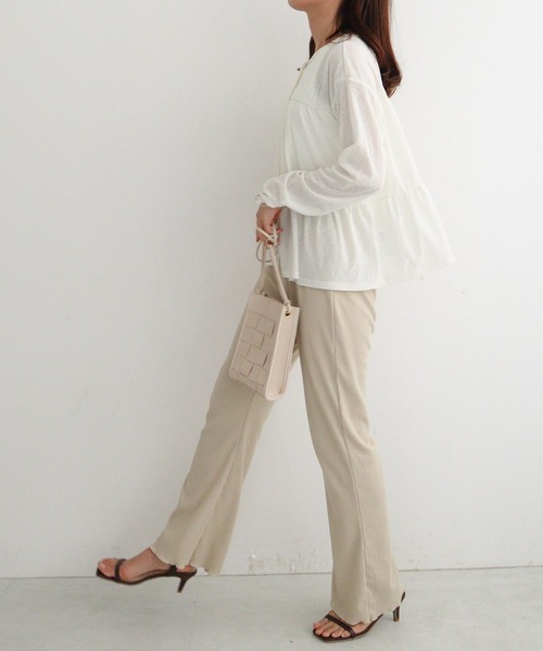 KOBE LETTUCE(コウベレタス)の「ティアードシアーニットソーカーディガン(カーディガン/ボレロ・レディース・ブラック/オフホワイト/ライトパープル/ベビーピンク/レモンイエロー・FREE)」の6枚目の写真