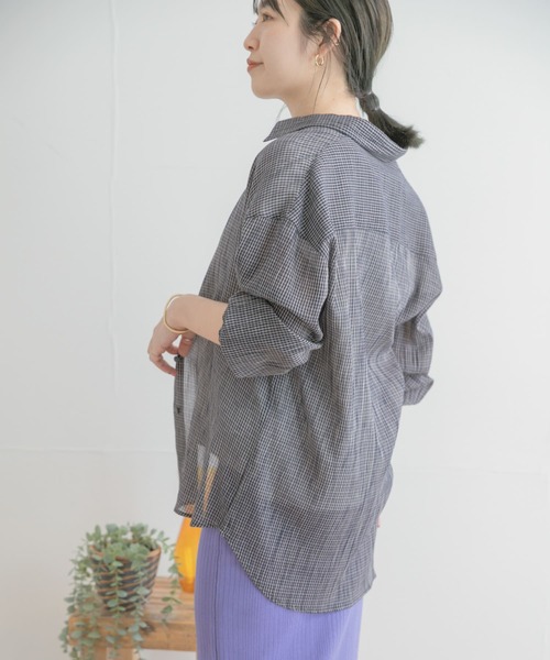 ITEMS URBANRESEARCH（アイテムズ アーバンリサーチ）の「チェックシアーオーバーシャツ（シャツ/ブラウス・レディース・ホワイト/ネイビー/グリーン・FREE）」の7枚目の写真