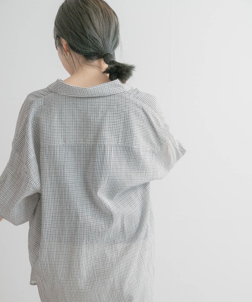 ITEMS URBANRESEARCH（アイテムズ アーバンリサーチ）の「チェックシアーオーバーシャツ（シャツ/ブラウス・レディース・ホワイト/ネイビー/グリーン・FREE）」の15枚目の写真