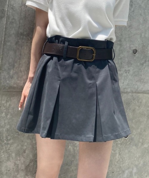 one after another NICE CLAUP(ワンアフターアナザーナイスクラップ)の「ベルト付きローライズプリーツスカート(スカート・レディース・ベージュ/ネイビー/スミクロ・FREE)」の21枚目の写真