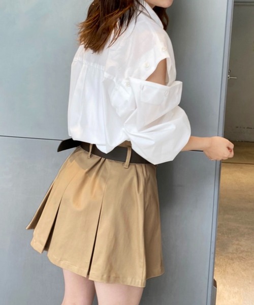 one after another NICE CLAUP(ワンアフターアナザーナイスクラップ)の「ベルト付きローライズプリーツスカート(スカート・レディース・ベージュ/ネイビー/スミクロ・FREE)」の7枚目の写真