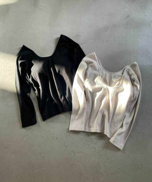 AIC.（エーアイシー）の「パッド付きバックオープンリブトップス（Tシャツ/カットソー・レディース・ブラック/ホワイト系・FREE）」の3枚目の写真