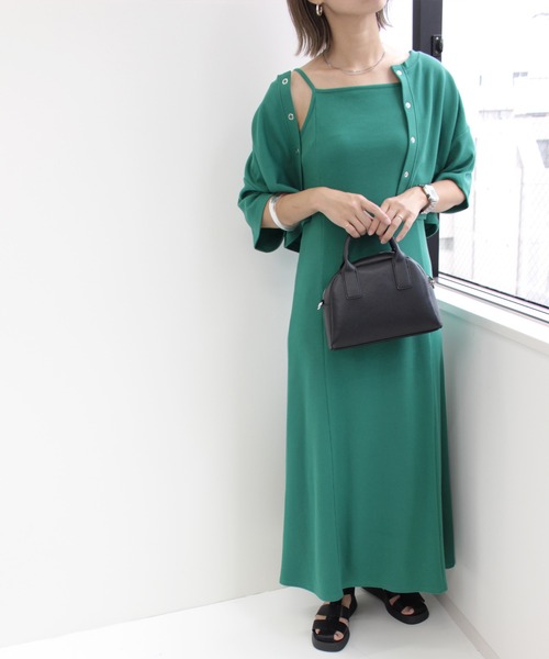 MLI'A（エムリア）の「マーメイドリブキャミワンピース（ワンピース・レディース・ブラック/オレンジ/グリーン/モカ/アイボリー・M）」の4枚目の写真