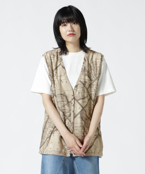 AVIREX（アヴィレックス）の「【直営店限定】 BANDANA CHART MIX CUT SHIRT/ バンダナ チャート ミックス カット シャツ（ベスト・レディース・ネイビー/ベージュ・F）」の2枚目の写真