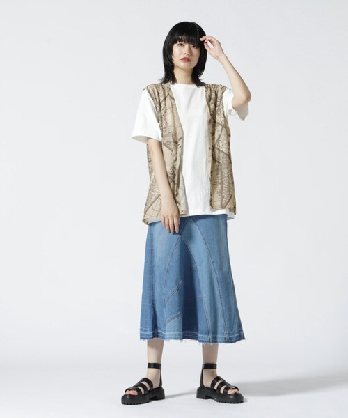 AVIREX（アヴィレックス）の「【直営店限定】 BANDANA CHART MIX CUT SHIRT/ バンダナ チャート ミックス カット シャツ（ベスト・レディース・ネイビー/ベージュ・F）」の5枚目の写真