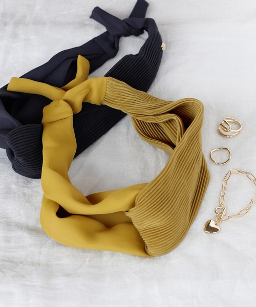 ANEMONE（アネモネ）の「ハーフプリーツバックワイヤーターバン（ヘアバンド・レディース・ブラウン/マスタード/グレー/ブルー/ネイビー・FREE）」の5枚目の写真