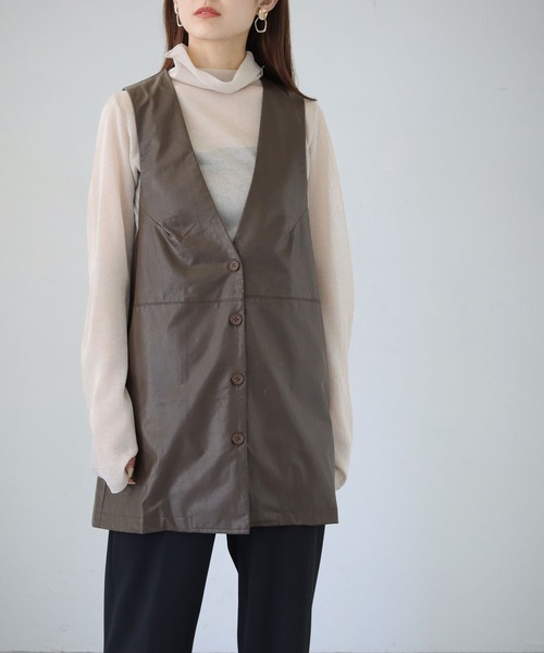 cheriella(シェリエラ)の「【cheriella】WEB限定フェイクレザーベスト(ベスト・レディース・ブラック/ブラウン・M)」の16枚目の写真