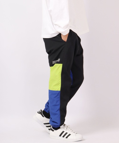LONSDALE(ロンズデール)の「LONSDALE ナイロンワッシャー ジョガーパンツ(その他パンツ・メンズ・ブラック/グリーン/パープル・LL/L/M)」の7枚目の写真