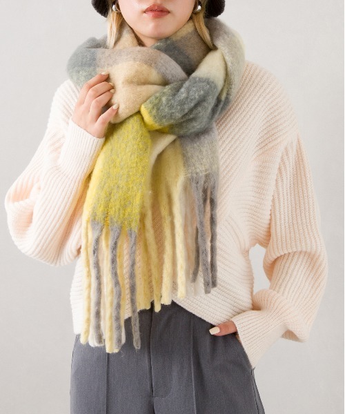 SpRay（スプレイ）の「起毛チェックストール（ストール/ショール・レディース・イエロー/グリーン・FREE）」の2枚目の写真