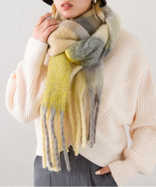 SpRay（スプレイ）の「起毛チェックストール（ストール/ショール・レディース・イエロー/グリーン・FREE）」の9枚目の写真