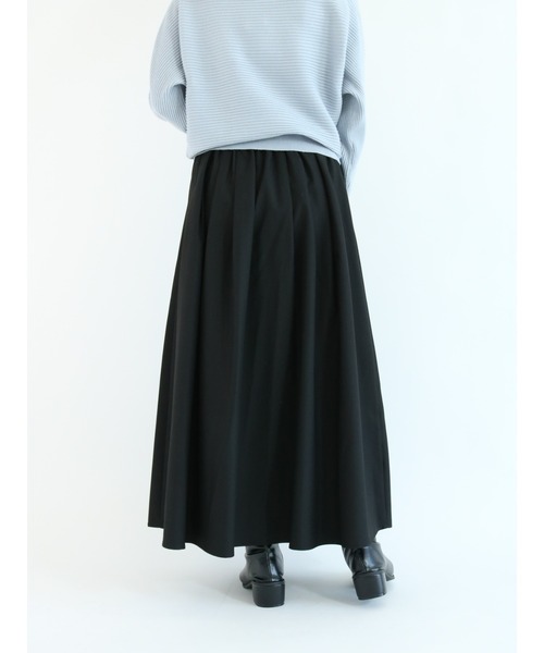 Te chichi TERRASSE（テチチテラス）の「【イージーケア&ストレッチ】タックロングスカート（スカート・レディース・ブラック/パープル/グレー/グリーン・ﾌﾘ-）」の15枚目の写真