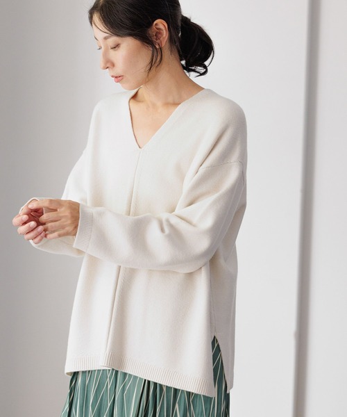 LEPSIM（レプシィム）の「7ゲージホイップライクVネックニットプルオーバー　294956（ニット/セーター・レディース・グレー/ピンク/モカ/キナリ/ブラック/グリーン/ブルー・FREE）」の12枚目の写真