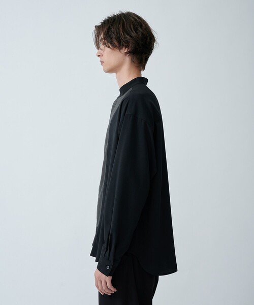 CITY TOKYO(シティトウキョウ)の「【洗える/シワ防止】LANAライクデザインシャツ リラックスフィット/異素材切り替えデザイン(シャツ/ブラウス・メンズ・グレイッシュベージュ/ブラック/ブルー・1/3/2)」の6枚目の写真