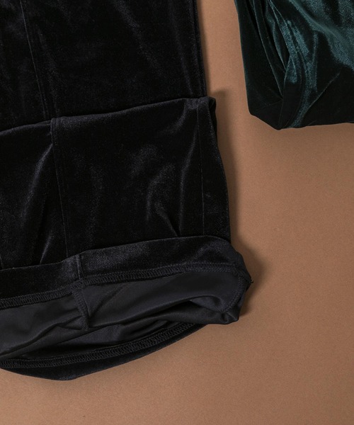 Couleur Meler(クルールメリー)の「Couleur Meler sakasa center tuck velour pants(その他パンツ・メンズ・グリーン系その他/ブラック・LARGE/MEDIUM)」の9枚目の写真
