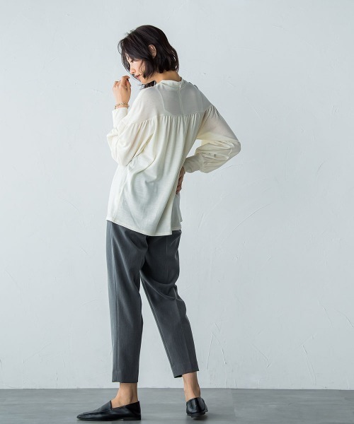 LAUTREAMONT(ロートレアモン)の「ウォッシャブルウールギャザーカットソー≪手洗い可能/WEB限定Lサイズ≫(Tシャツ/カットソー・レディース・ブラック/オフホワイト/グリーン・9号/11号)」の13枚目の写真