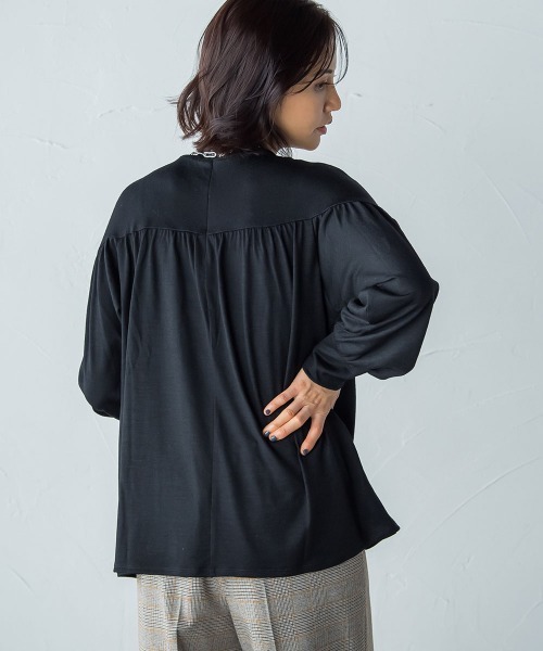LAUTREAMONT(ロートレアモン)の「ウォッシャブルウールギャザーカットソー≪手洗い可能/WEB限定Lサイズ≫(Tシャツ/カットソー・レディース・ブラック/オフホワイト/グリーン・9号/11号)」の18枚目の写真