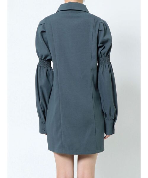 EMODA(エモダ)の「ダブルスリットシャーリングワンピース(ワンピース・レディース・ブルー/ブラック/アイボリー・FREE)」の22枚目の写真