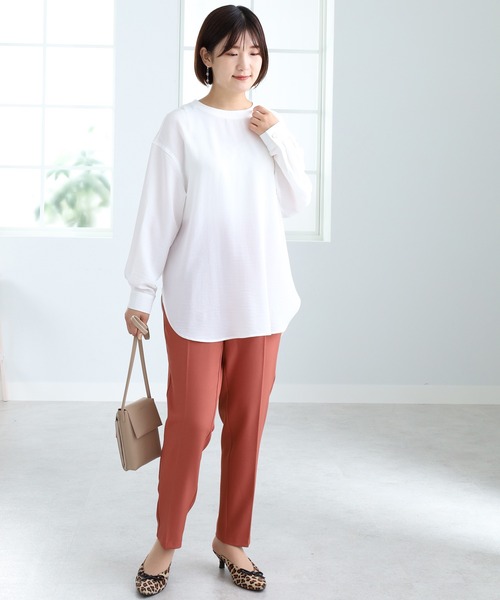 BELLUNA PLUS(ベルーナ)の「リブ切替デザインチュニック(チュニック・レディース・ネイビー/オフホワイト・LARGE/MEDIUM)」の3枚目の写真