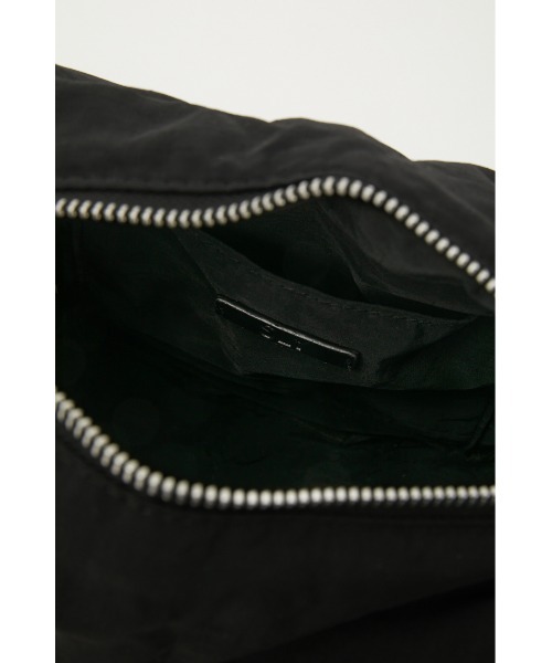 SLY（スライ）の「PADDING 2WAY BAG パディング 2ウェイ バッグ（ハンドバッグ・レディース・アイボリー/ブラック/オレンジ・FREE）」の19枚目の写真