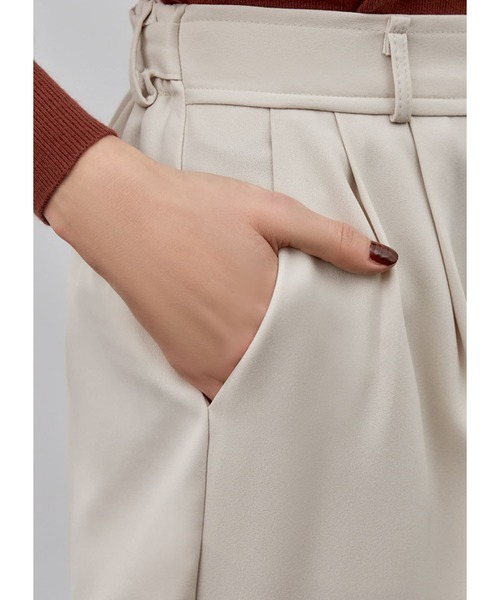 STYLE DELI(スタイルデリ)の「ウエストディテール2タックワイドパンツ(その他パンツ・レディース・クリーム/チャコールグレー・FREE)」の10枚目の写真