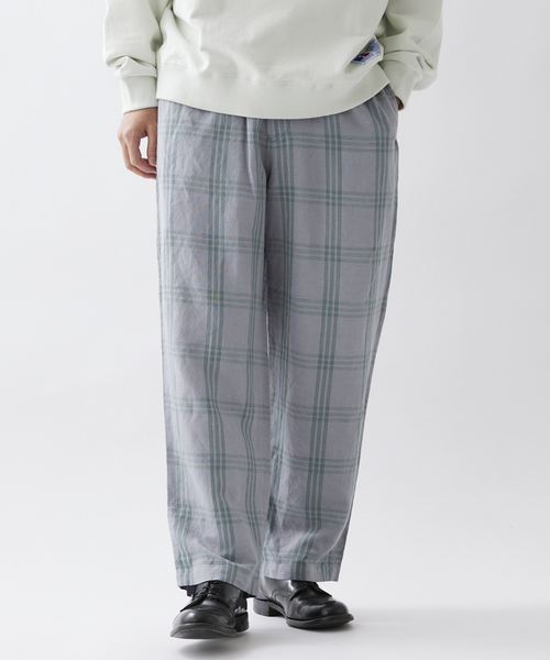 JOURNAL STANDARD relume（ジャーナルスタンダード　レリューム）の「【ALASKAN / アラスカン】ライトチェック イージーパンツ（その他パンツ・メンズ・ライトグレー/サックスブルー/アイボリー・MEDIUM/LARGE）」の10枚目の写真