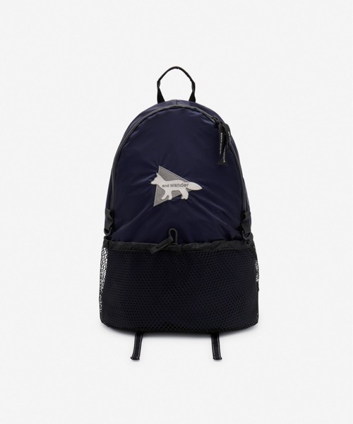 Maison Kitsune（メゾンキツネ）の「MK x AND WANDER BACKPACK（バックパック/リュック・メンズ・ネイビー/ライトグリーン・U）」の6枚目の写真