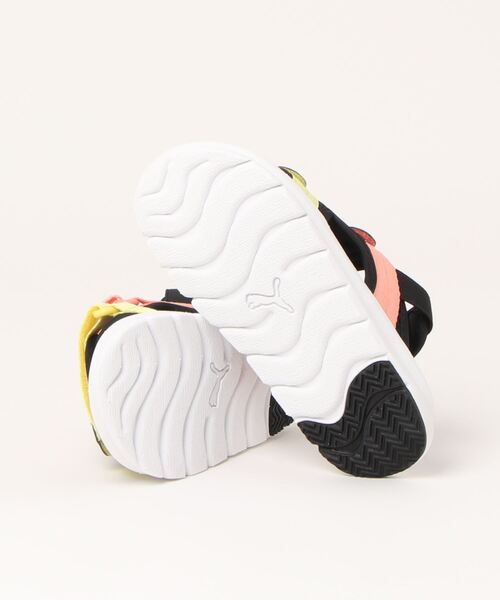 PUMA(プーマ)の「PUMA プーマ キッズ PUMA x スポンジ・ボブ EVOLVE サンダル 17-21cm(サンダル・キッズ・ブラック・20.0cm/19.0cm/21.0cm/17.0cm)」の7枚目の写真