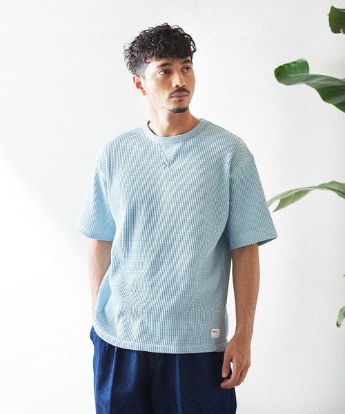 NANGA(ナンガ)の「NANGA エコ・ハイブリッド・ワッフル ルーズフィット Tシャツ NW2311-1G217(Tシャツ/カットソー・メンズ・サックスブルー/ライトグレー/ホワイト・M/L)」の3枚目の写真