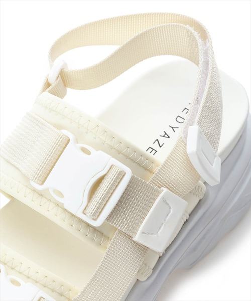 REDYAZEL（レディアゼル）の「厚底スポーツサンダル（サンダル・レディース・ブラック/ベージュ・SMALL/MEDIUM/LARGE）」の21枚目の写真