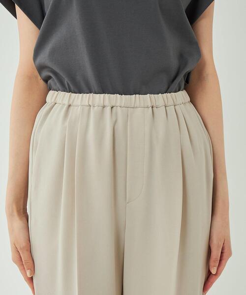 green label relaxing(グリーンレーベルリラクシング)の「メルティ タック テーパード パンツ ナチュラル -マシンウォッシャブル・ストレッチ・防シワ- ◇No12◇(その他パンツ・レディース・ナチュラル・36/38/40)」の5枚目の写真