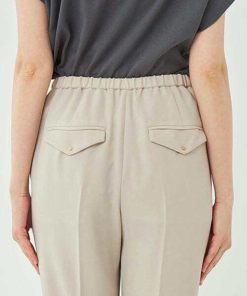 green label relaxing(グリーンレーベルリラクシング)の「メルティ タック テーパード パンツ ナチュラル -マシンウォッシャブル・ストレッチ・防シワ- ◇No12◇(その他パンツ・レディース・ナチュラル・36/38/40)」の6枚目の写真
