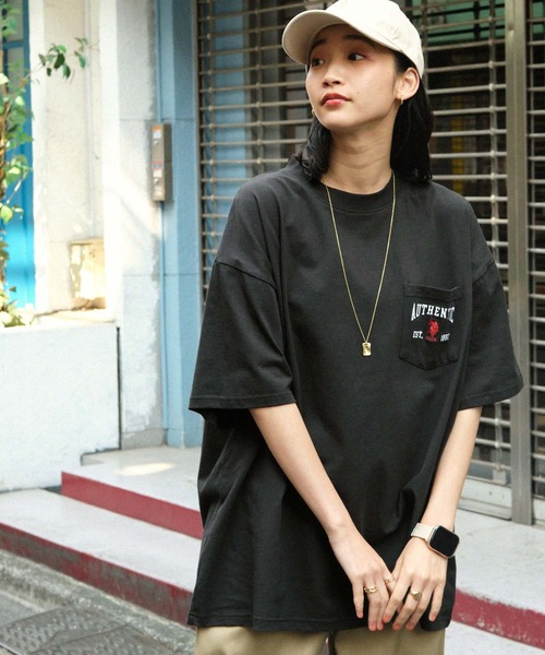 MONO-MART（モノマート）の「U.S. POLO ASSN. /ユーエスポロアッスン 別注 ロゴ刺繍 ビッグシルエットポケット半袖Tシャツ（Tシャツ/カットソー・レディース・ベージュ/ネイビー/ホワイト/ピンク/ブラック/ホワイト系/グレイッシュブルー/ダークグリーン/チャコールグレー/オートミール/ボルドー/ライトグリーン・M/L）」の22枚目の写真