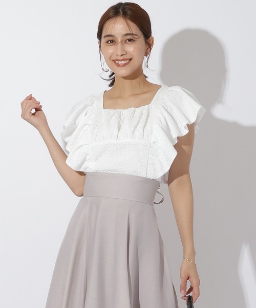 AND COUTURE（アンドクチュール）の「ジャガードフリルブラウス（シャツ/ブラウス・レディース・オフホワイト/ブラック/ラベンダー・MEDIUM）」の2枚目の写真