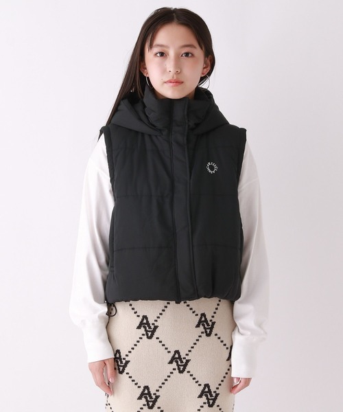 repipi armario（レピピ アルマリオ）の「【AKIII×repipi】ショートベスト（ダウンベスト・キッズ・ブルー/ブラック・FREE）」の5枚目の写真