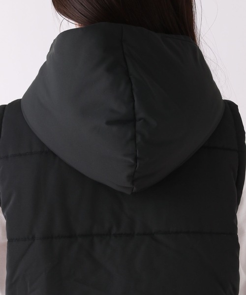 repipi armario（レピピ アルマリオ）の「【AKIII×repipi】ショートベスト（ダウンベスト・キッズ・ブルー/ブラック・FREE）」の14枚目の写真