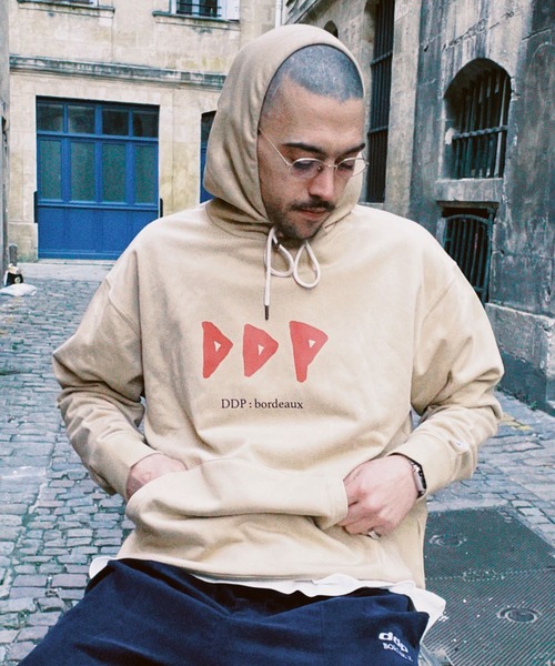 ddp（ディーディーピー）の「【ddp / ディーディーピー】ART GRAPHIC SWEAT PARKA / グラフィック パーカー（パーカー・メンズ・ブラック/ベージュ/ライトグレー・LARGE/MEDIUM/X-LARGE）」の3枚目の写真