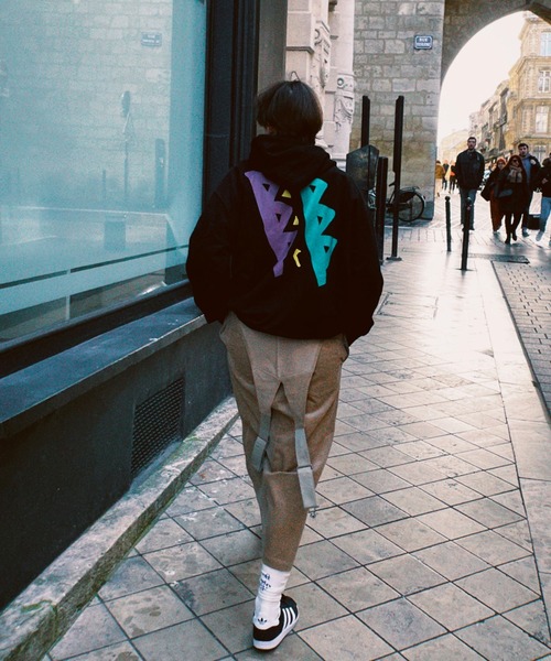 ddp（ディーディーピー）の「【ddp / ディーディーピー】ART GRAPHIC SWEAT PARKA / グラフィック パーカー（パーカー・メンズ・ブラック/ベージュ/ライトグレー・LARGE/MEDIUM/X-LARGE）」の4枚目の写真