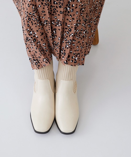 menue（メヌエ）の「スクエアトゥ リブニット デザインヒール ブーツ（ブーツ・レディース・ダークブラウン/アイボリー/ブラック・LL/M/S/L/3L/SS）」の17枚目の写真