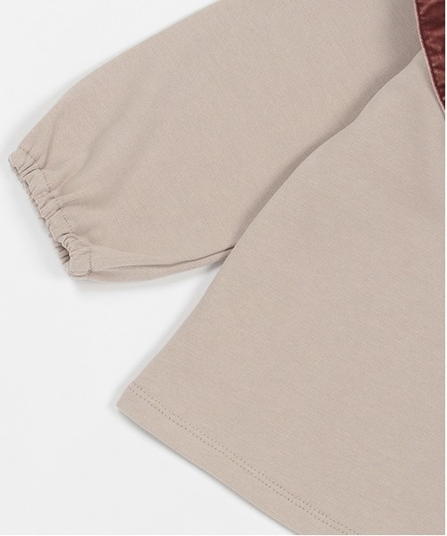 petit main（プティマイン）の「【リンク】フリル襟長袖Tシャツ（Tシャツ/カットソー・キッズ・オフホワイト/チャコール/ライトベージュ・100cm/90cm/120cm/130cm/110cm/80ｃｍ）」の7枚目の写真