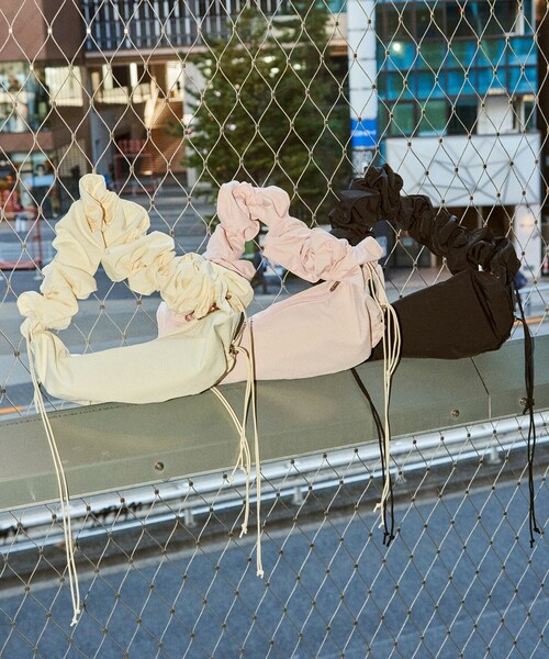 Firsthand（ファーストハンド）の「ハンドバッグ【OUTDOOR PRODUCTSコラボ】（ハンドバッグ・レディース・ブラック・ONE SIZE）」の4枚目の写真