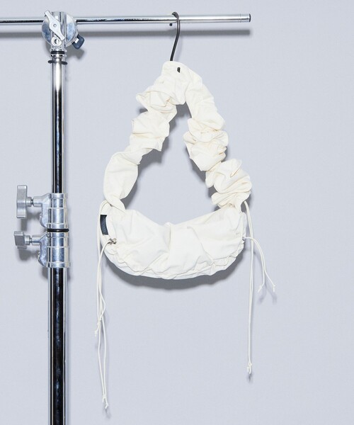 Firsthand（ファーストハンド）の「ハンドバッグ【OUTDOOR PRODUCTSコラボ】（ハンドバッグ・レディース・ブラック・ONE SIZE）」の13枚目の写真