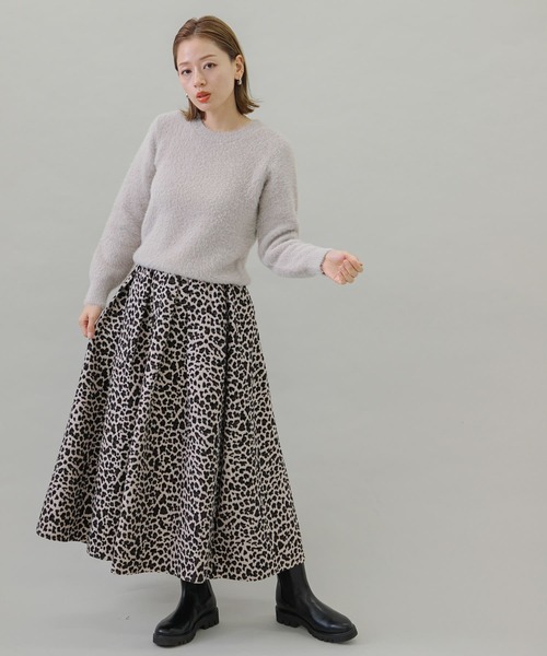 URBAN RESEARCH Sonny Label(アーバンリサーチサニーレーベル)の「ヘアリーニットプルオーバー(ニット/セーター・レディース・ブラック/ブルー/ライトベージュ・FREE)」の16枚目の写真