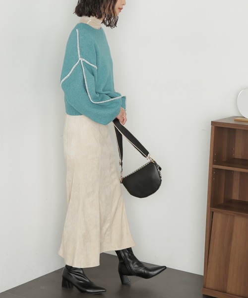 FREE'S MART（フリーズマート）の「【Sシリーズ対応】フェイクスウェードマーメイドスカート（スカート・レディース・カーキ/モカ/オフホワイト・X-SMALL/SMALL/MEDIUM）」の5枚目の写真