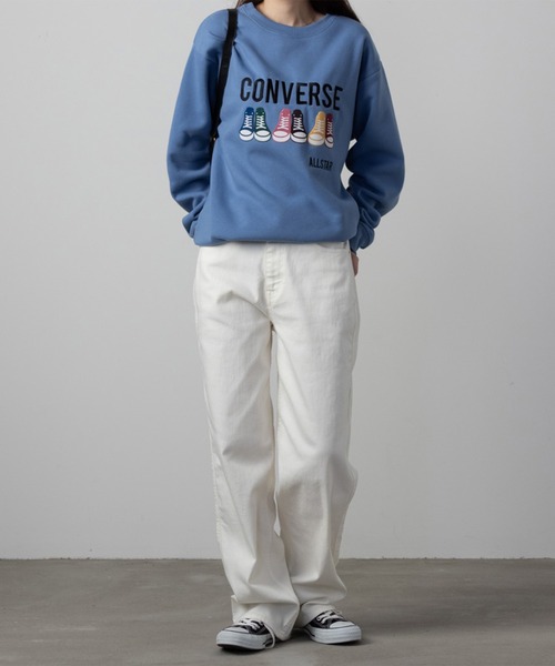 CONVERSE(コンバース)の「CONVERSE コンバース 裏起毛シューズフロッキートレーナー(スウェット・レディース・オートミール/ブルー系/ブラック・L/M)」の4枚目の写真