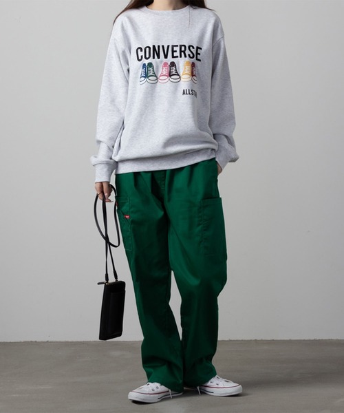 CONVERSE(コンバース)の「CONVERSE コンバース 裏起毛シューズフロッキートレーナー(スウェット・レディース・オートミール/ブルー系/ブラック・L/M)」の8枚目の写真