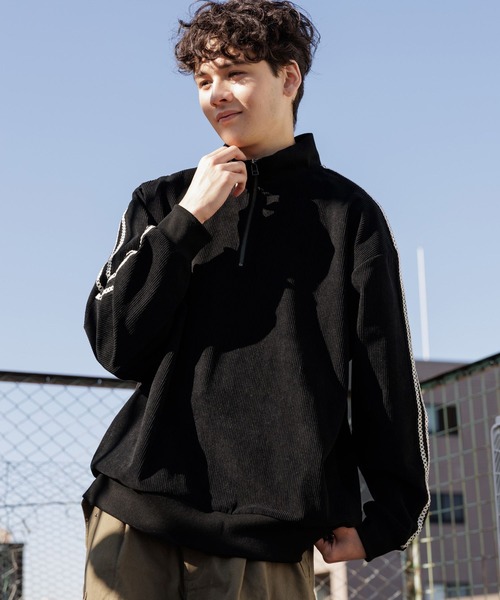 niko and（ニコアンド）の「カットコールハーフジッププルオーバー