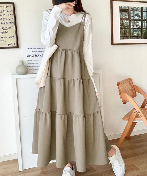 classicalelf(クラシカルエルフ)の「【UVカット・接触冷感機能】大人ガーリー。2wayティアードキャミワンピース(ワンピース・レディース・ブラック/アイボリー/チャコールグレー/モカ・LARGE/X-LARGE/MEDIUM/SMALL)」の19枚目の写真