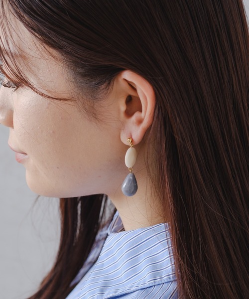 BIRTHDAY BAR(バースデイバー)の「Marble Drop Pierce(ピアス(両耳用)・レディース・アイボリー/ブラウン・フリー)」の3枚目の写真