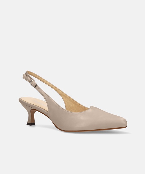 MAMIAN(マミアン)の「ポインテッドトゥ ハートカット バックストラップ パンプス(5.5cmヒール)(パンプス・レディース・グレイッシュベージュ/ライトイエロー/ブラック/シルバー・M/L/LL/S)」の8枚目の写真